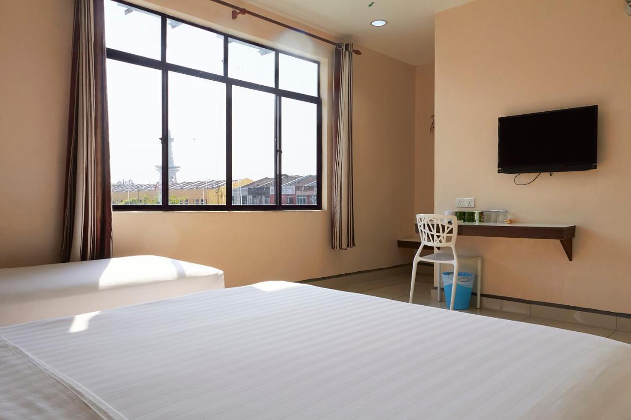 Langkawi Uptown Hotel Kuah Extérieur photo